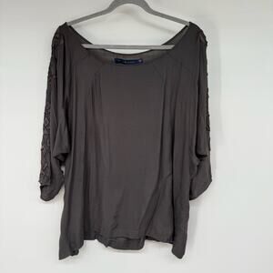 Of Two Minds Embroidered Sleeve Boat-Neck Top Women's Sze L Gray Coastal Grandma